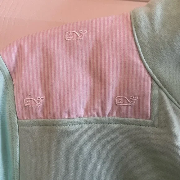 Vineyard Vines Quarter Zip - Picture 2 of 3